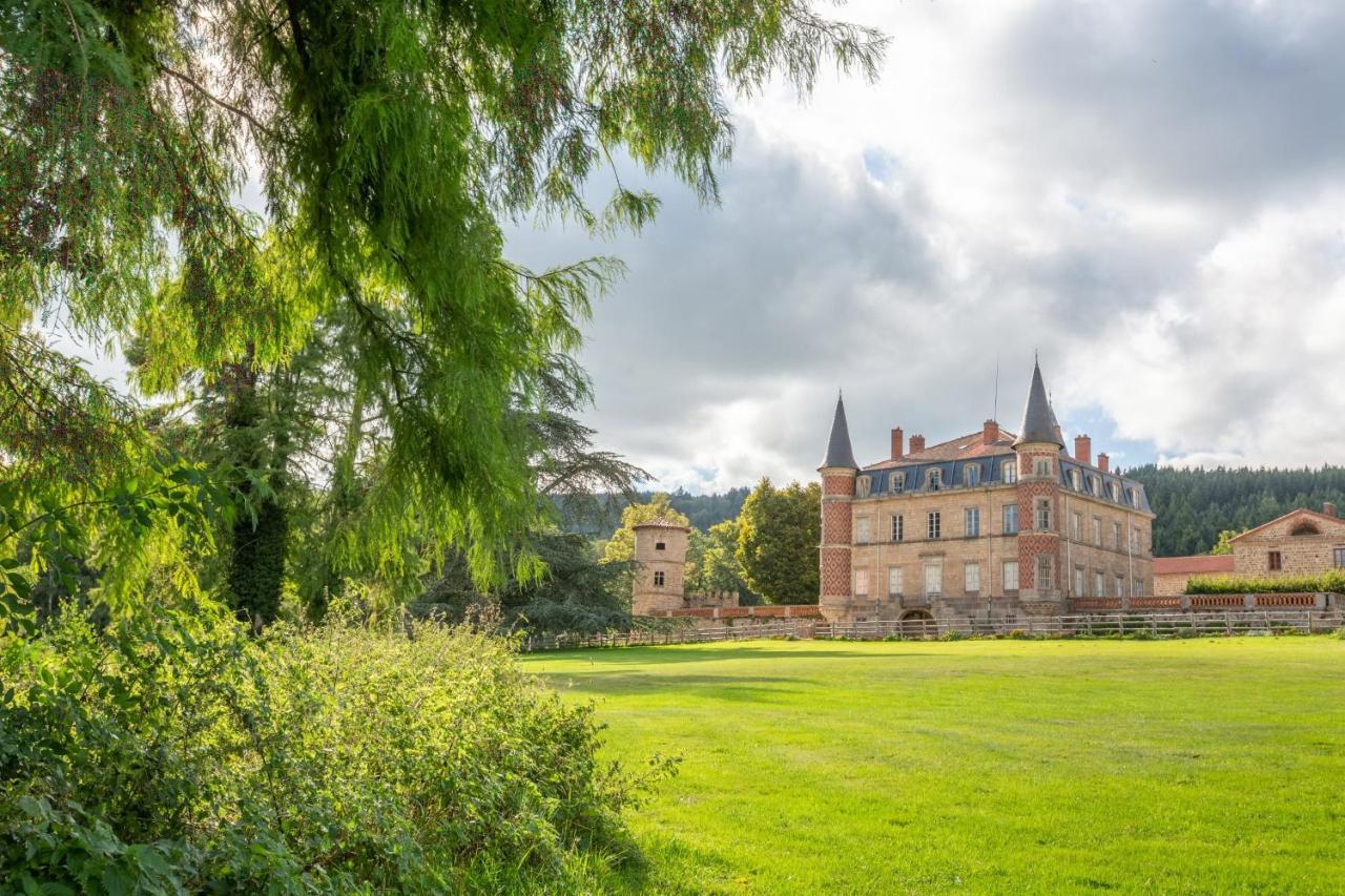 Domaine Et Chateau De Valinches Marols Buitenkant foto